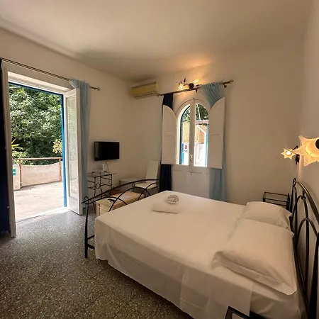 Rada Azzurra Guest house